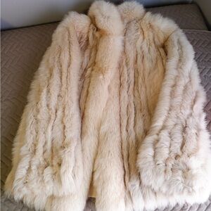 Vintage Elegant Cream fox Fur Coat